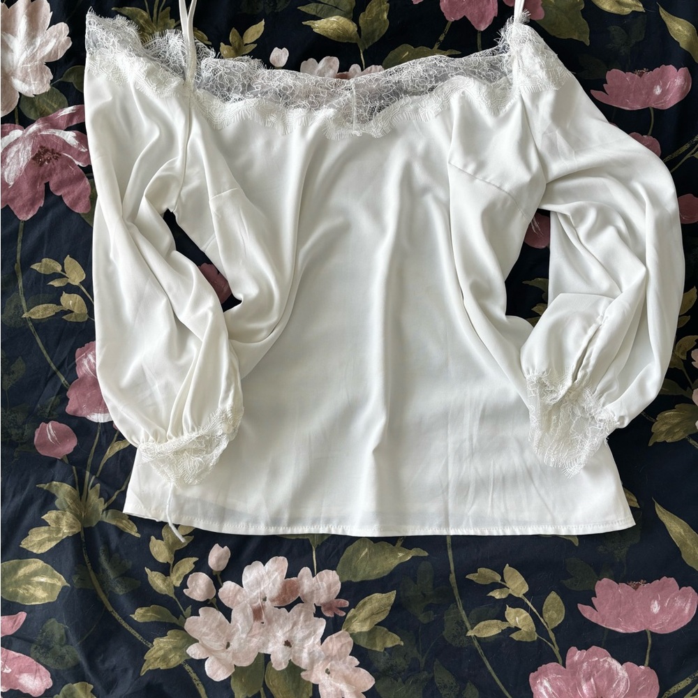 Elegant White Lace Trim Women's Top